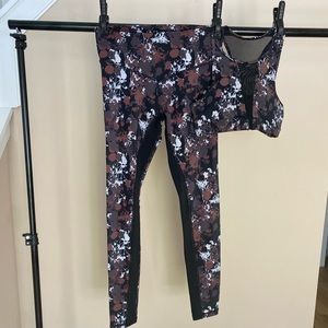 L’urv sports bra and leggings
